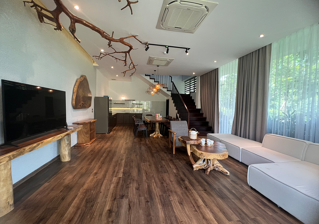 Villa Home 4