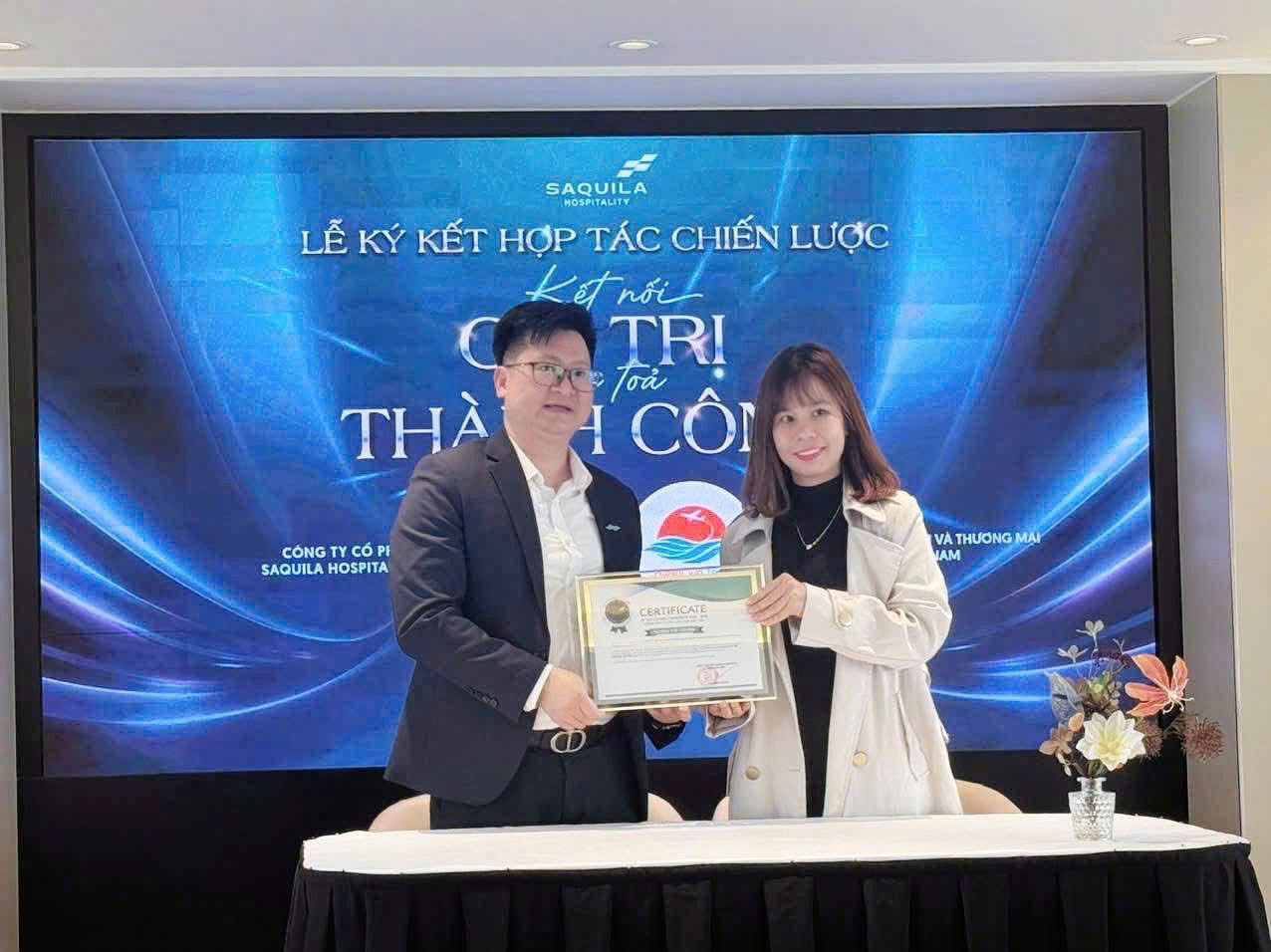 VỀ LÔ 1000 VOUCHER SAQUYLA YACHT CRUISE