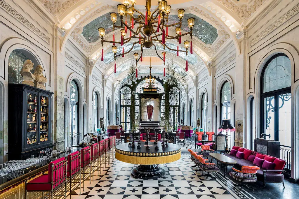 Hotel