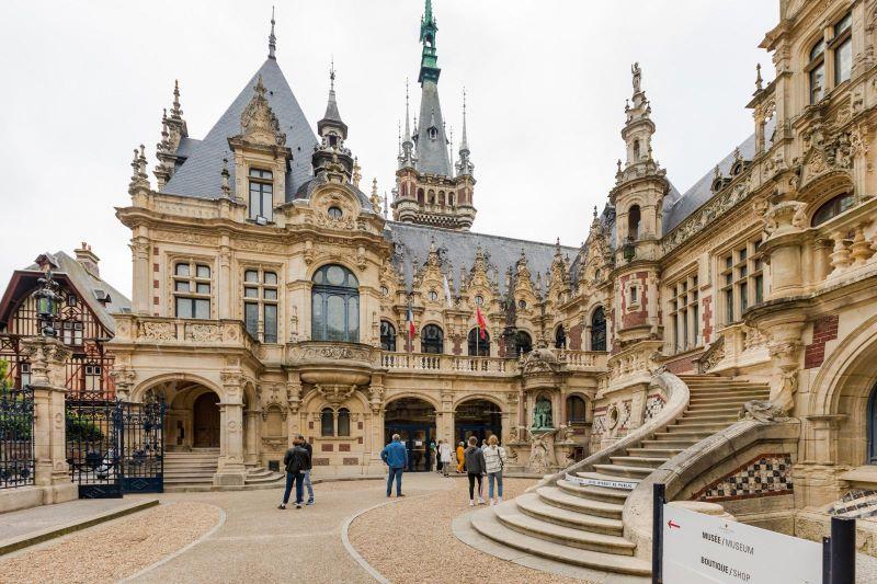fecamp-palais-benedictine-sabina-lorkin.jpg