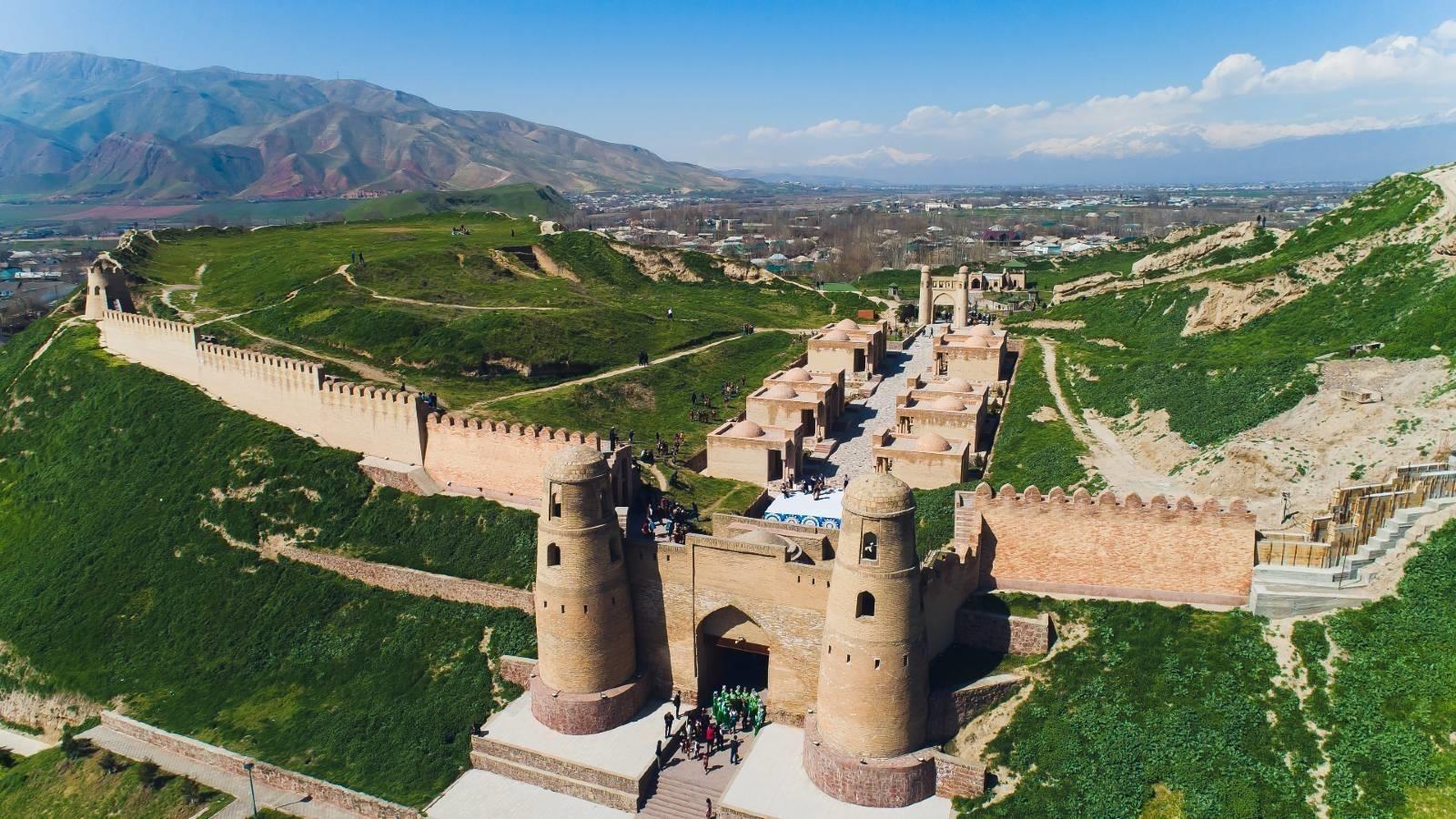 Hisor Fortress - VisitSilkRoad