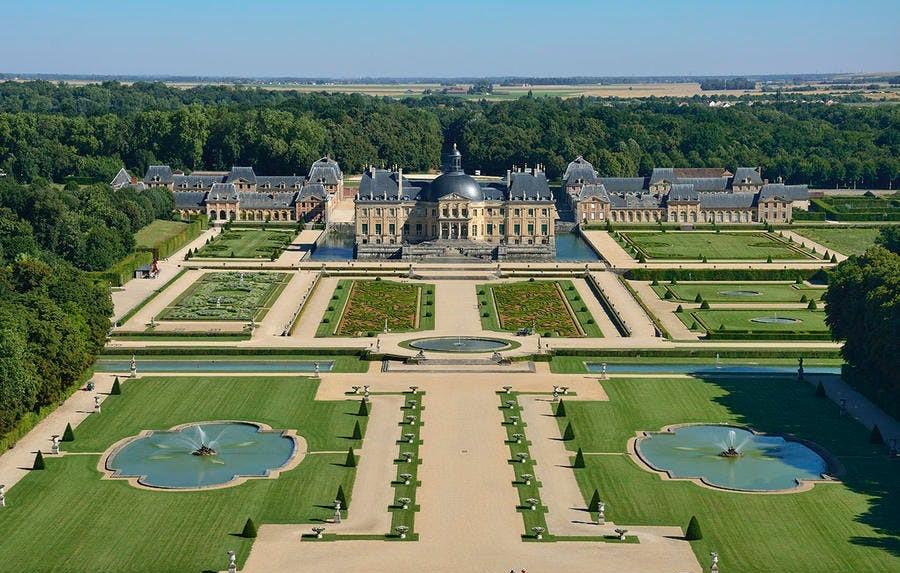 lau-dai-vaux-le-vicomte-1.jpg