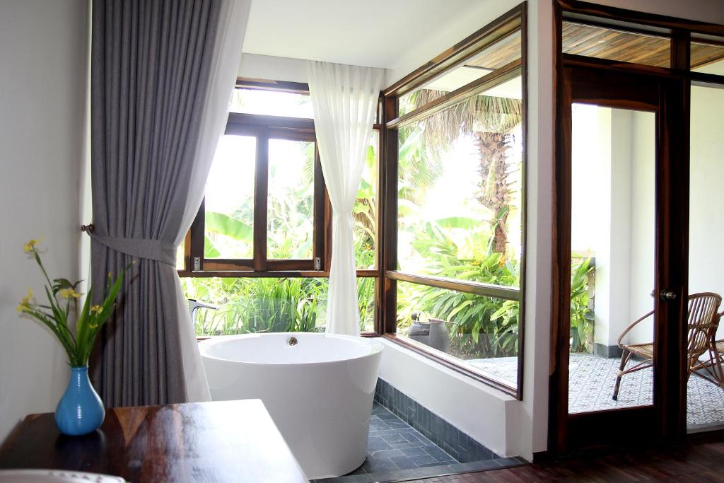 2-Bedroom Ocean View Villa King