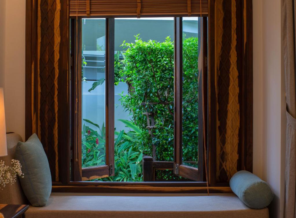 Bungalow Garden View King