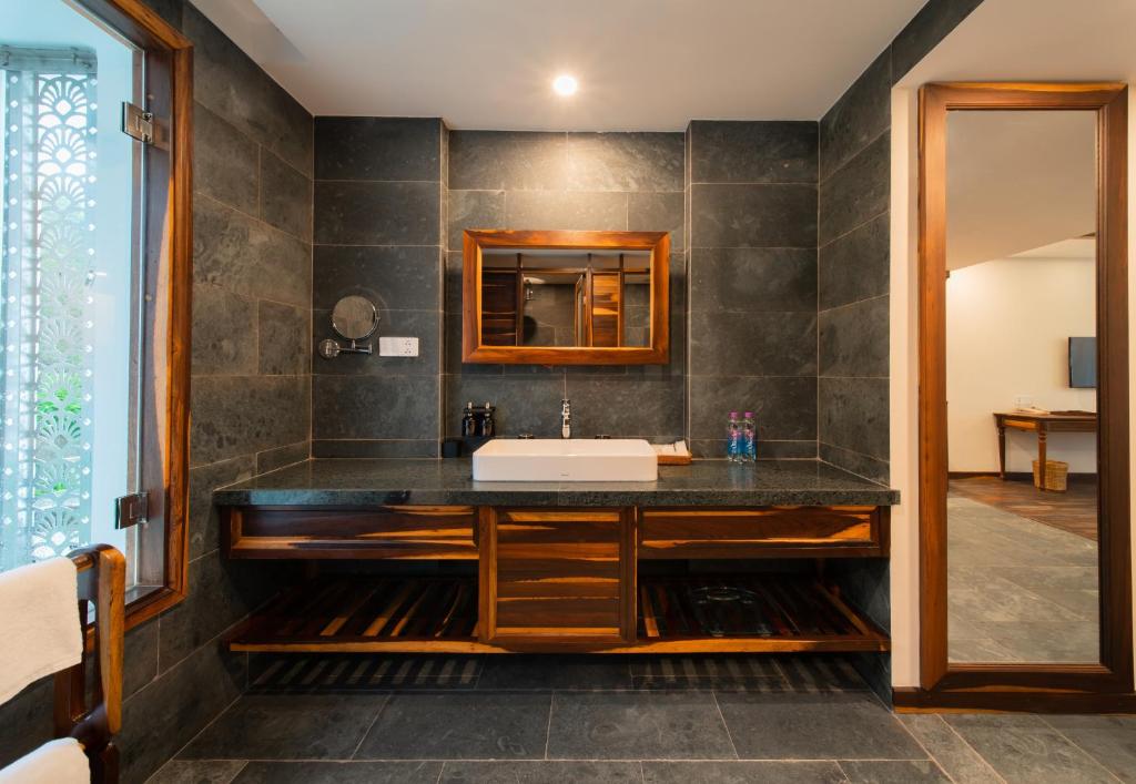 Ocean View Premum King