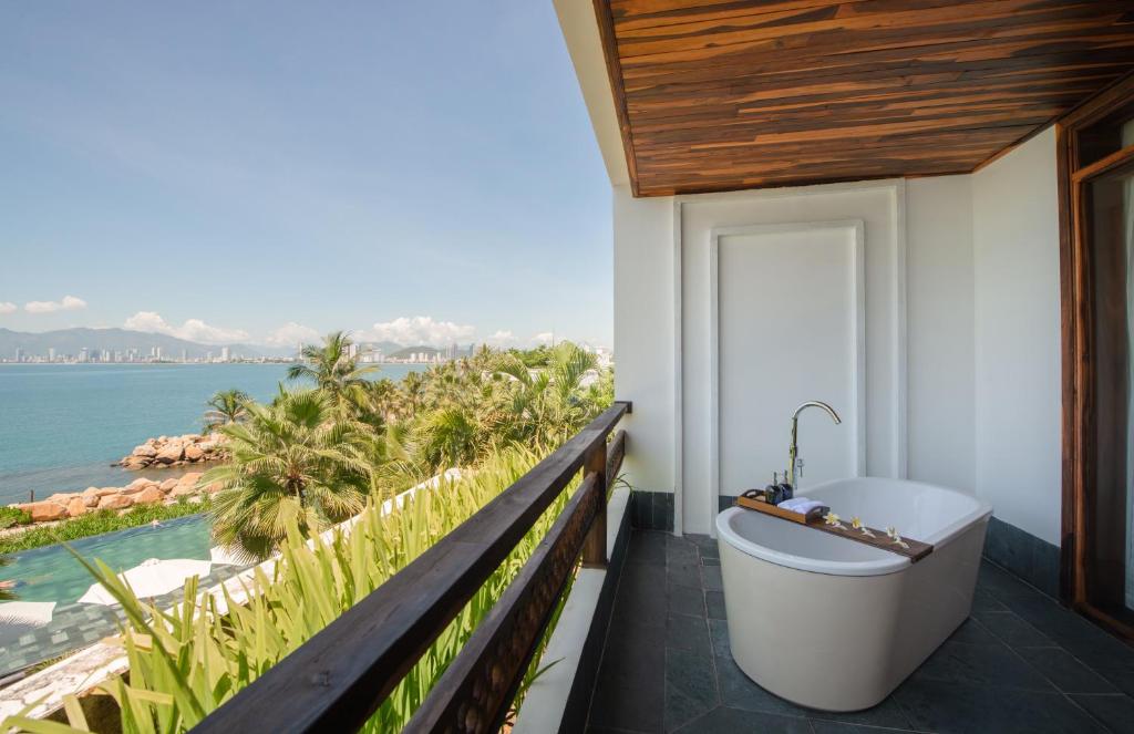 Ocean View Premum King