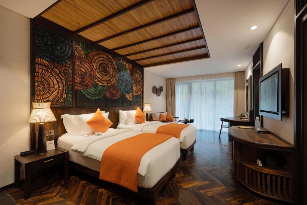 Deluxe Room Garden View With Children Themed Room