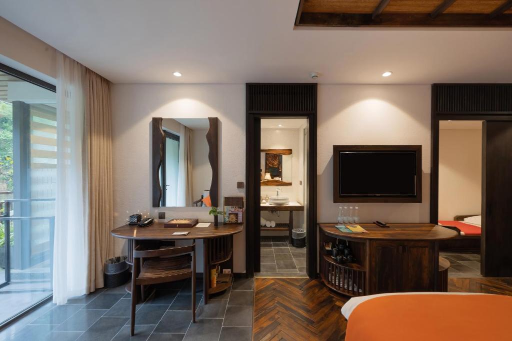 Deluxe Room Mountain View With Children Themed Room