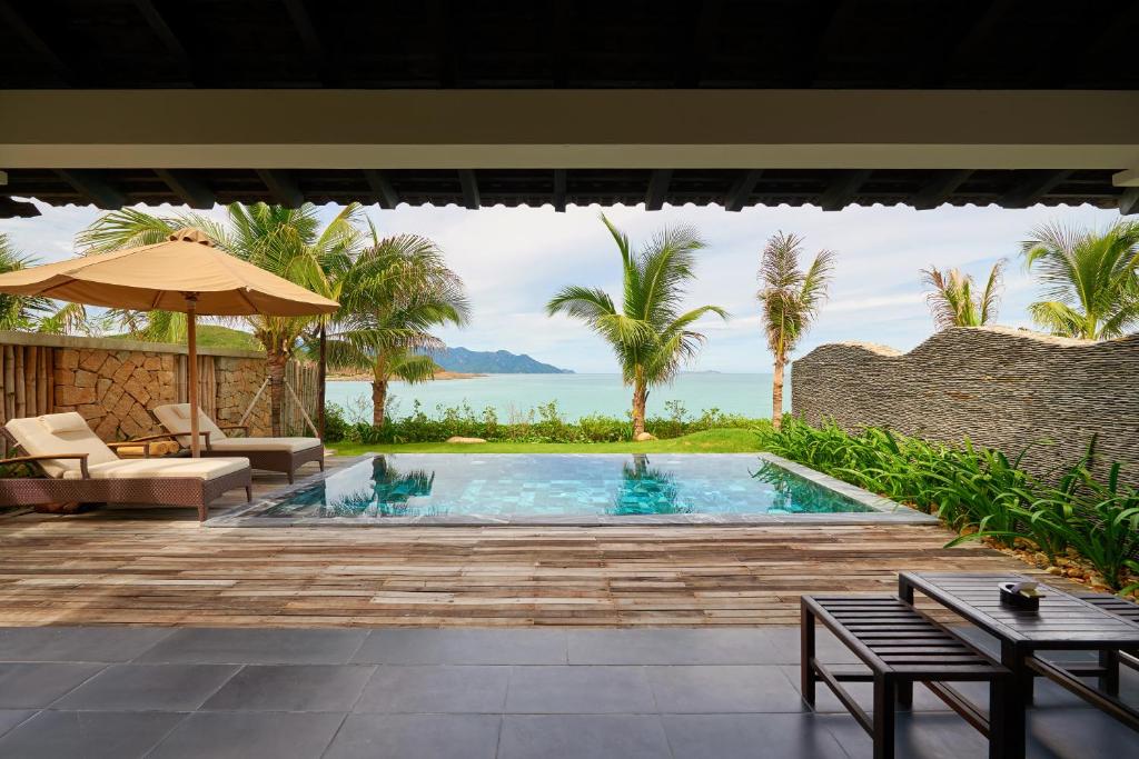 Pool Villa 1-bedroom Ocean View