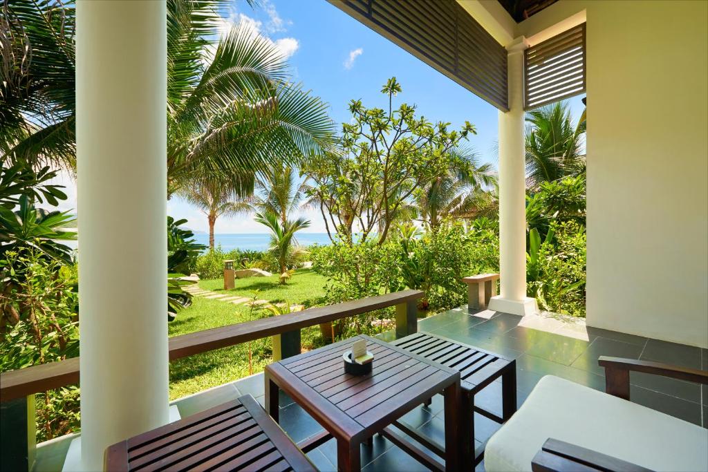 Premier Deluxe Villa Ocean View