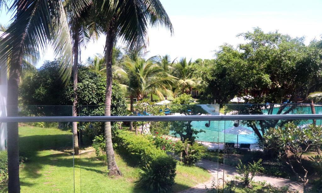Deluxe Garden View