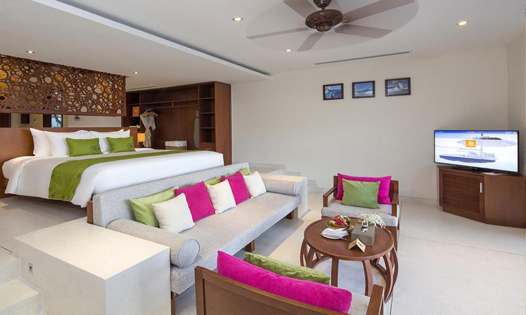 Terrace Pool Suite