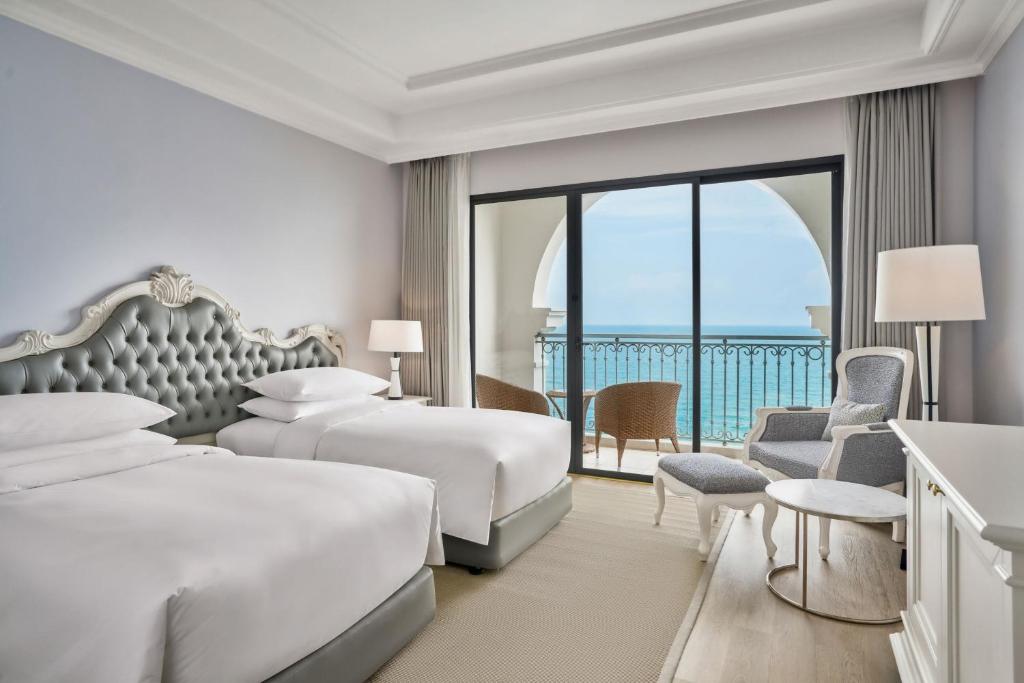 Deluxe 2 Bed Balcony Beach View