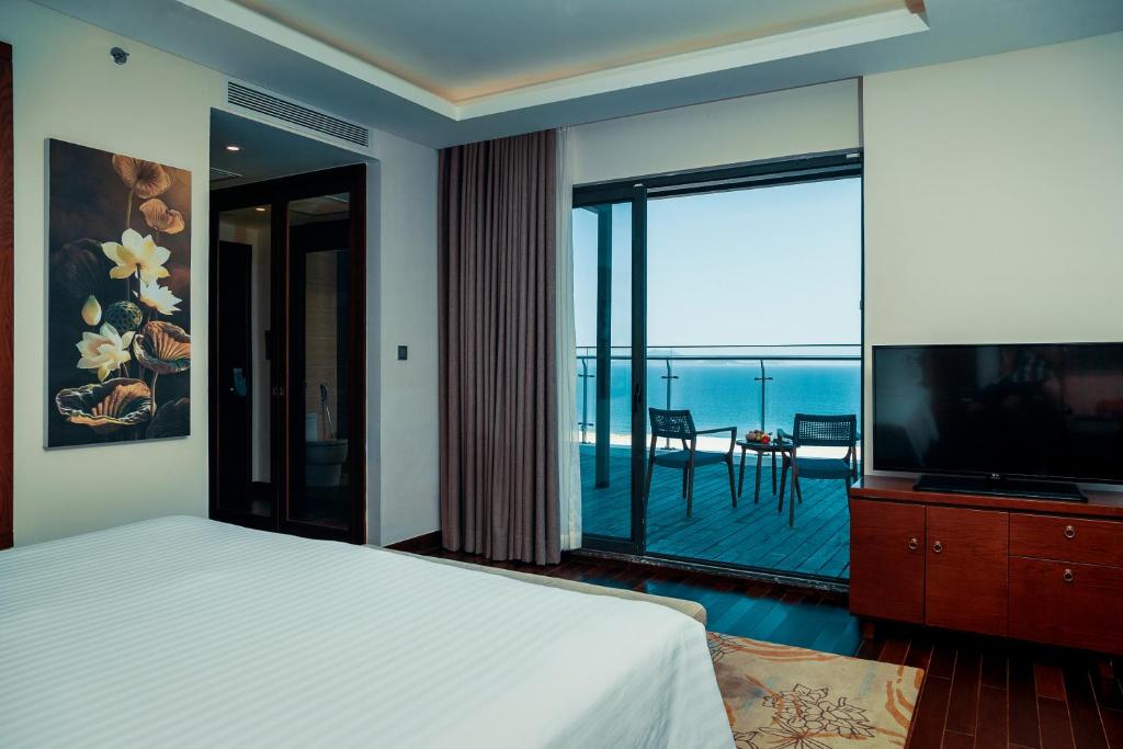 Deluxe Terrace Ocean