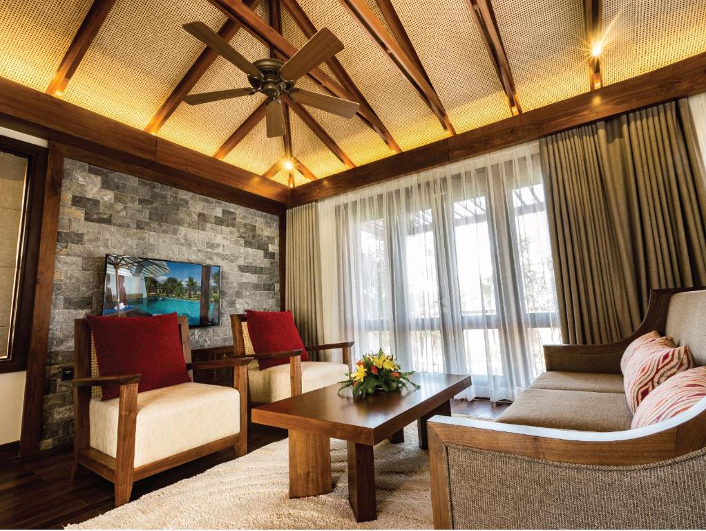 Villa 2-Bedroom Pool