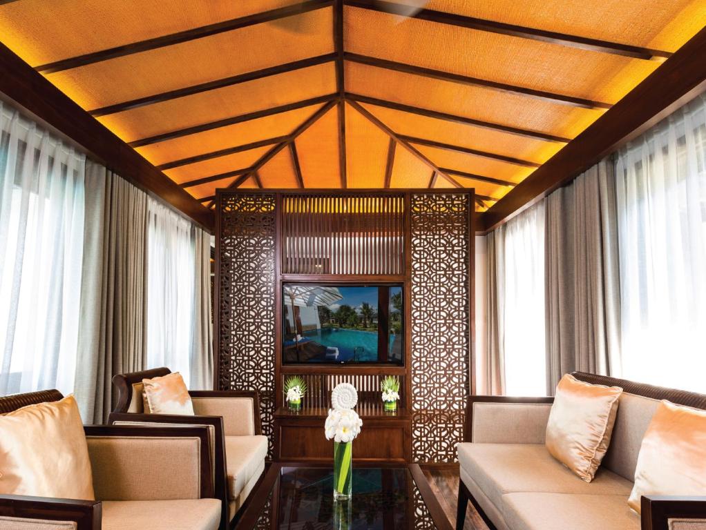 Villa 3-Bedroom Pool