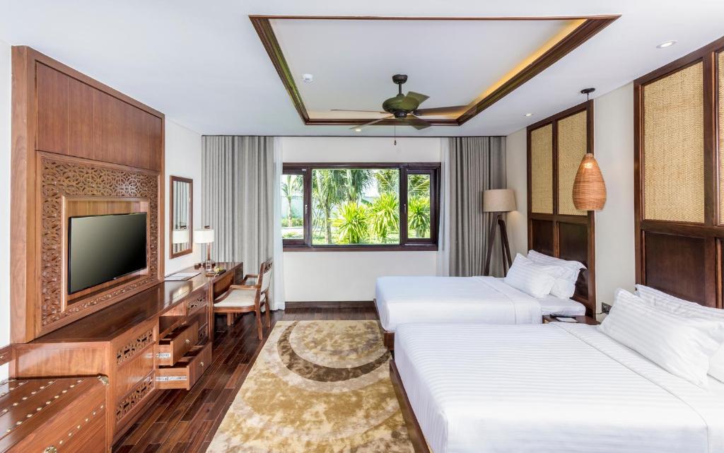 Villa 4-Bedroom Pool