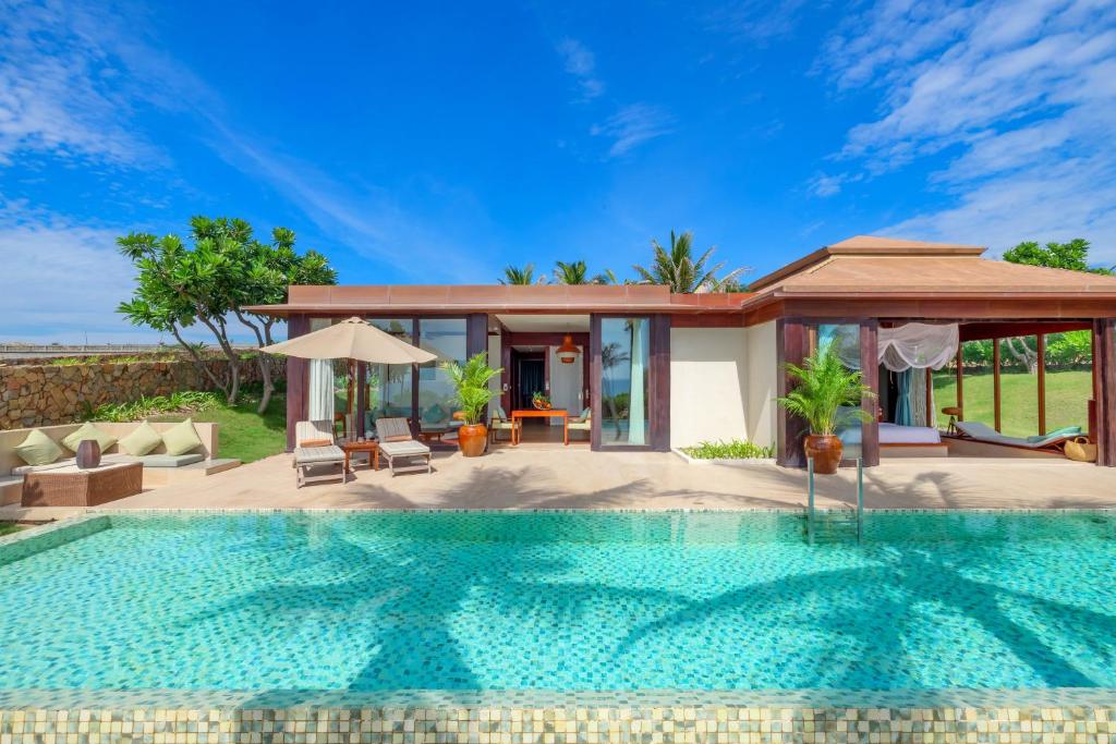 Two-Bedroom Ocean View Pool Villa