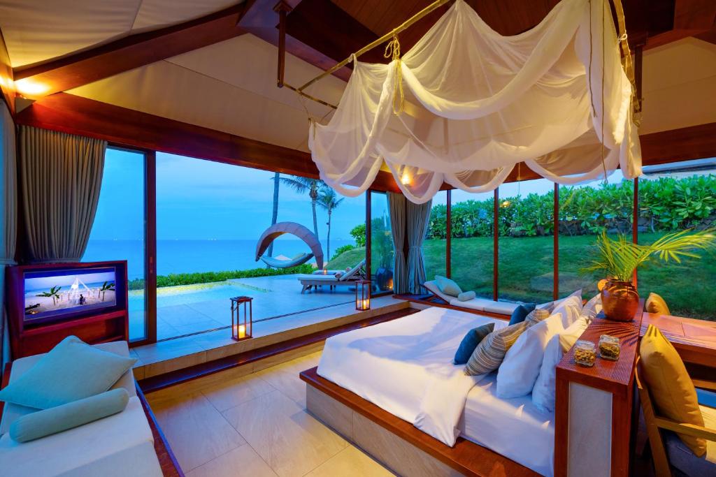 Beach Front Pool Villa