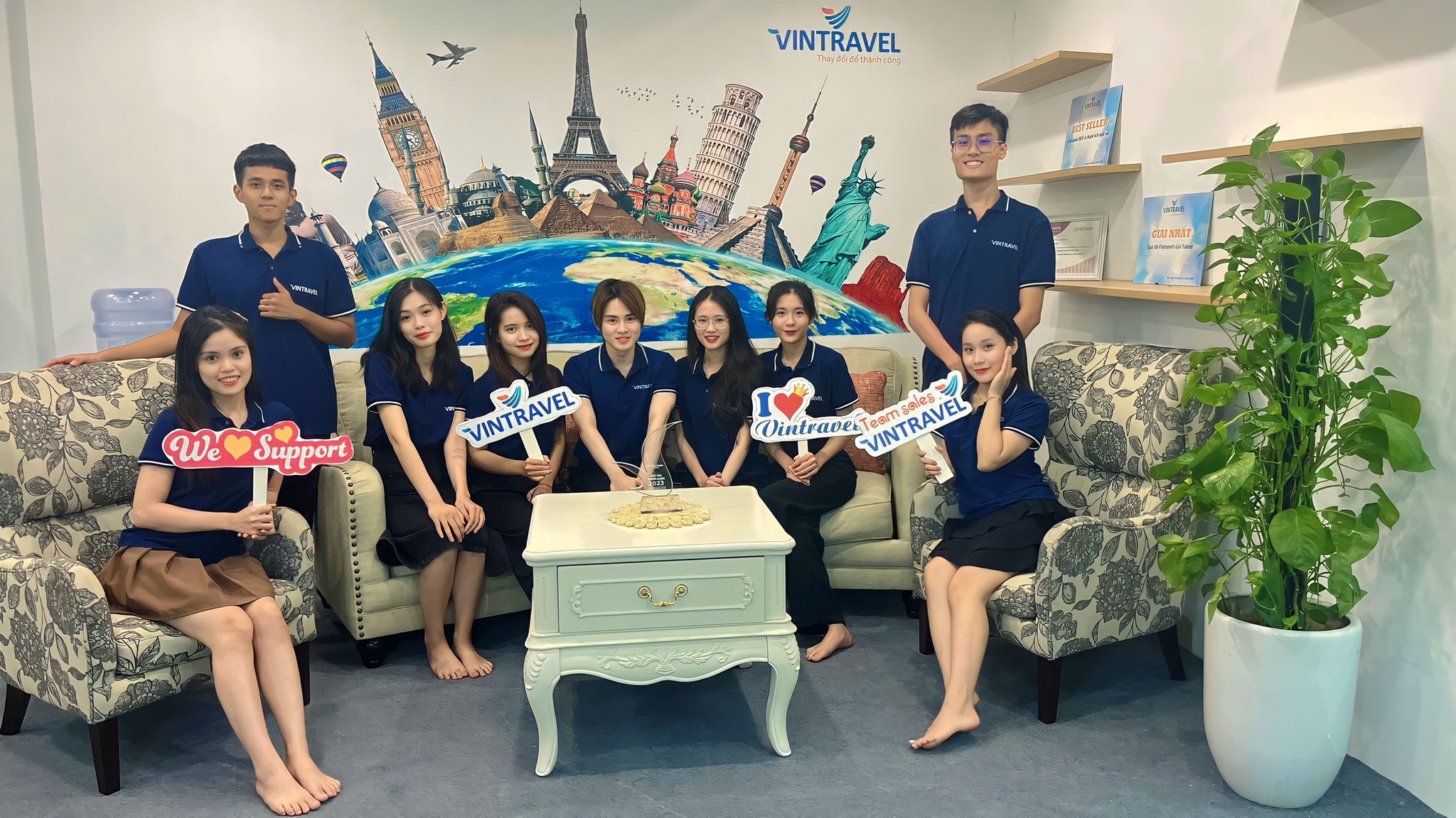 Công ty cổ phần Vintravel khai trương văn phòng mới