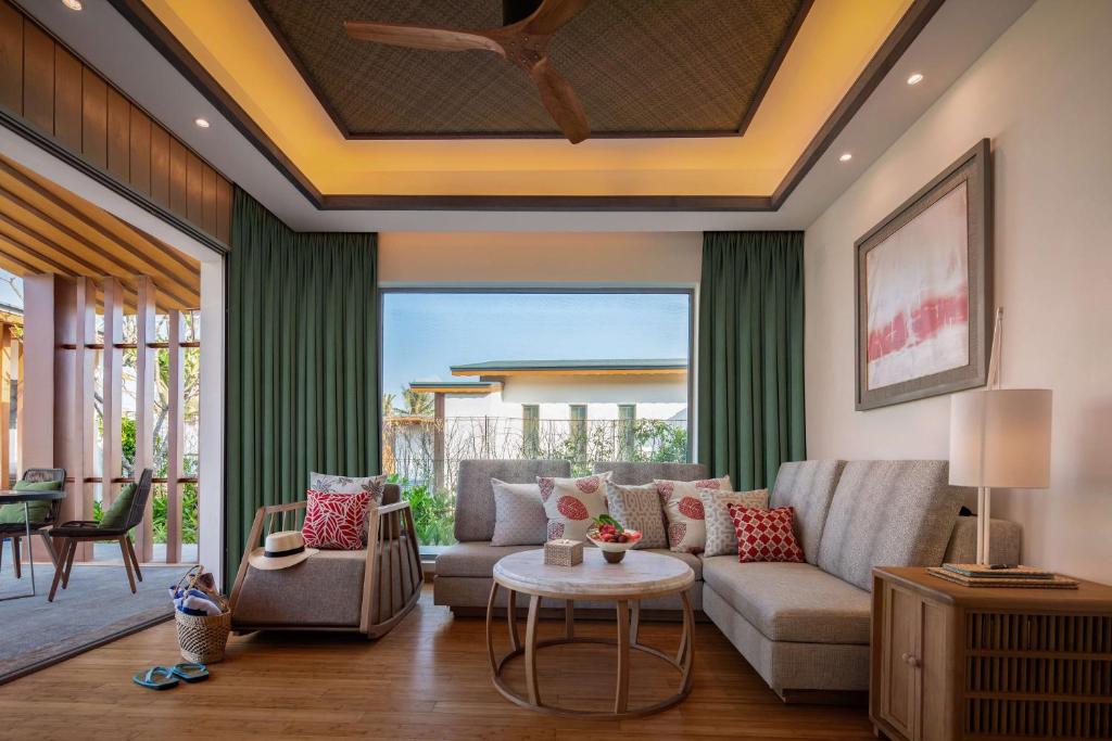 One Bedroom Pool Villa Ocean View