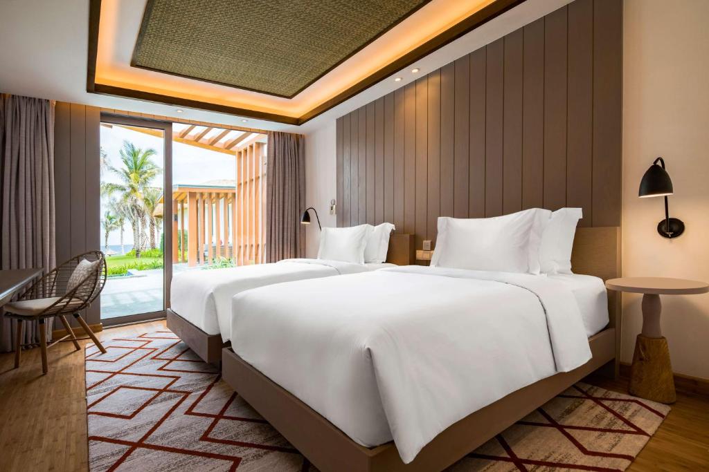 Two Bedrooms Pool Villa Beachfront