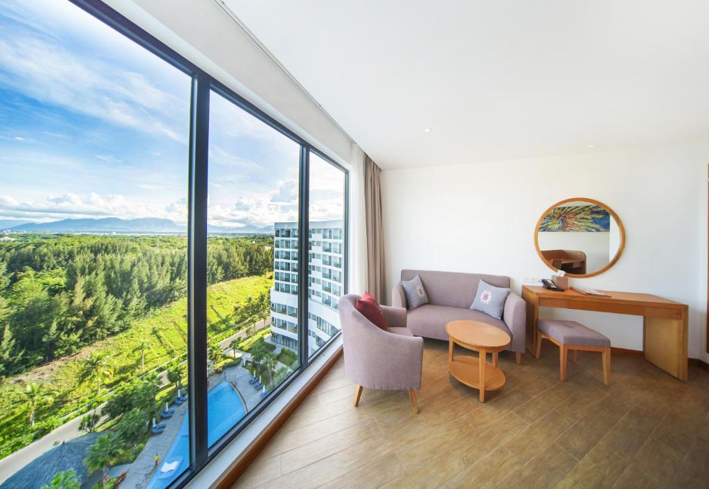 Grand Ocean View