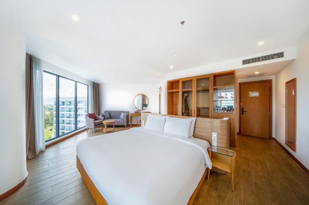 Grand Ocean View