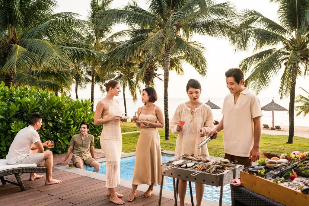 Villa 2 Phòng Ngủ Có Ban Công Nhìn Ra Biển