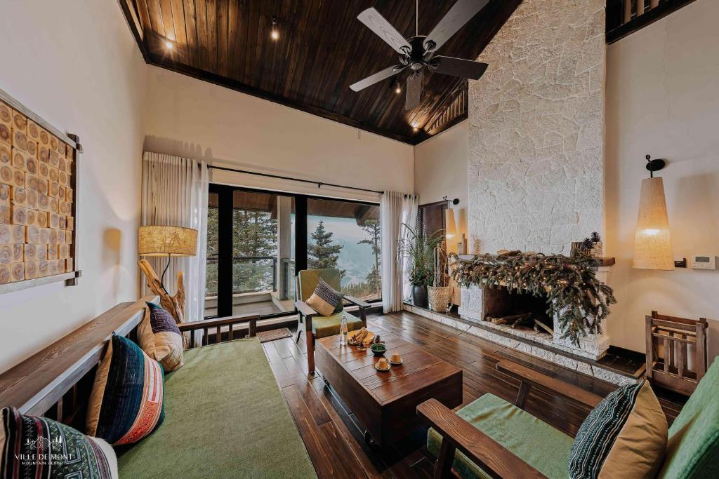 Executive Villa on the Rock
