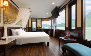 Luxury Suite