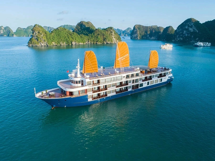 Erina Cruise 2 Ngày 1 Đêm