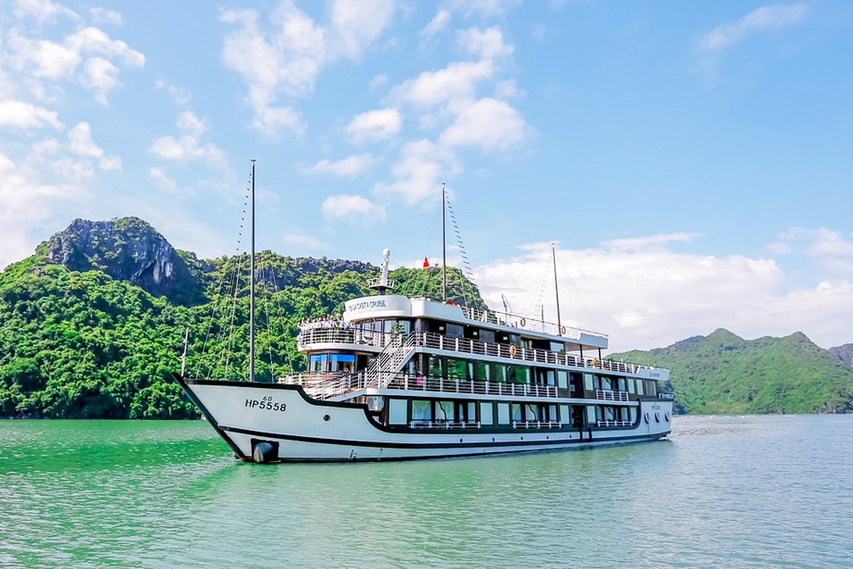 La Casta Regal Cruise 2 Days 1 Night