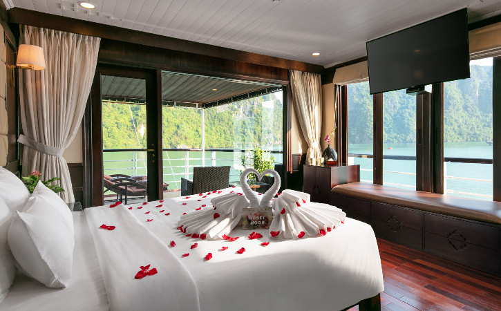 ROYAL SUITE PRIVATE BALCONY