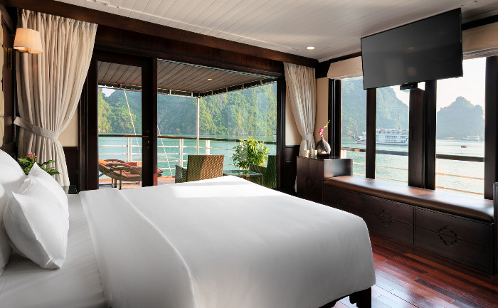 ROYAL SUITE PRIVATE BALCONY