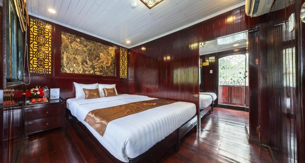 Deluxe Triple Cabin