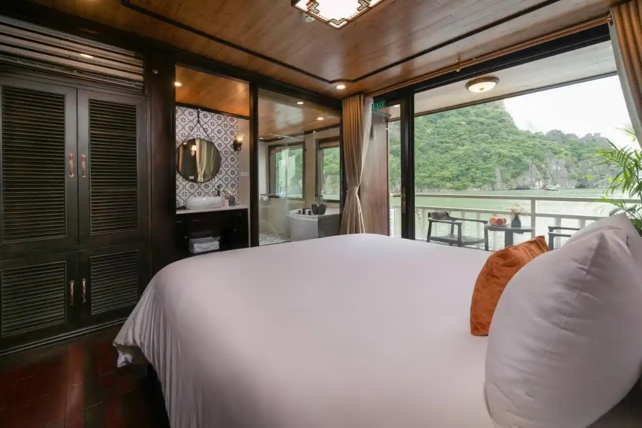 Suite Ocean View Balcony